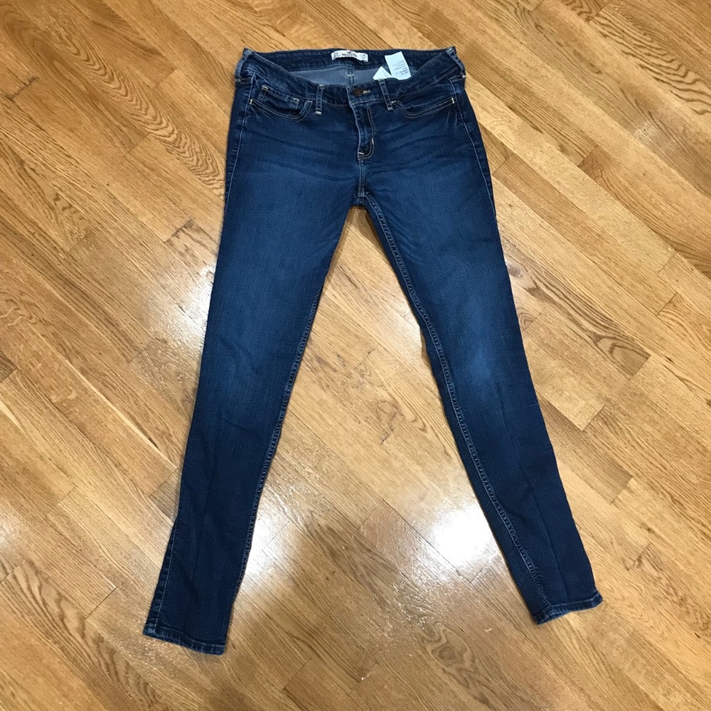 Hollister mid rise skinny jean